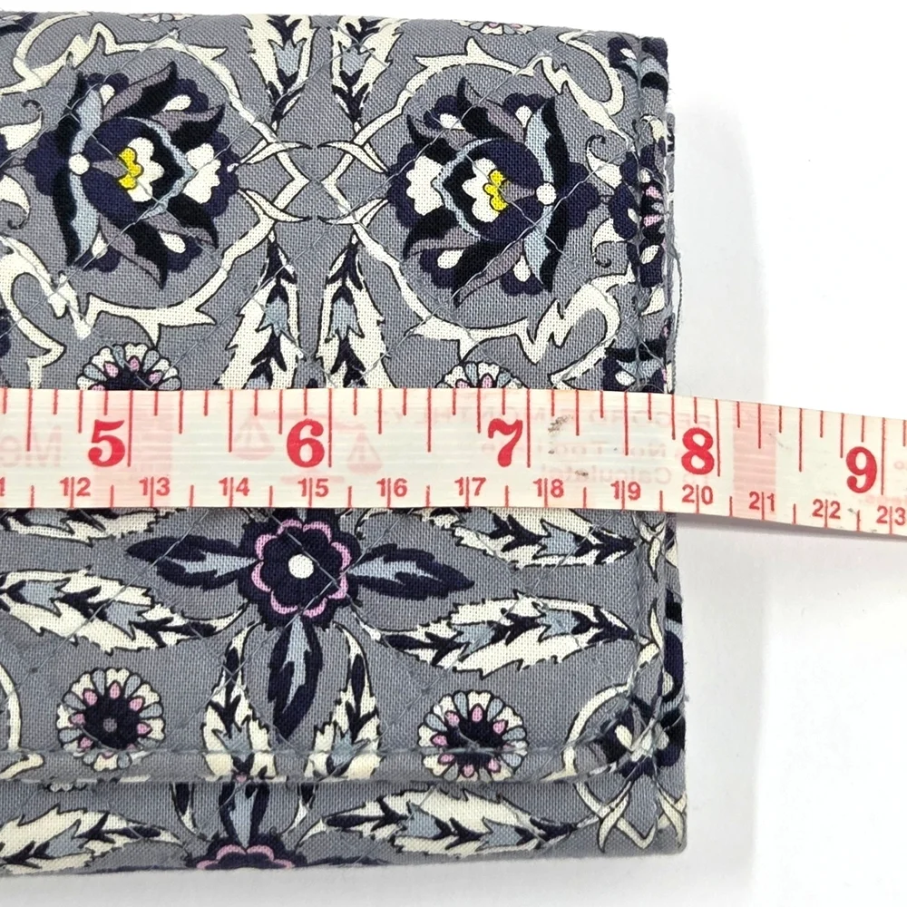 Vera Bradley Plaza Tile Floral Geometric RFID Large Tab Wallet Spring 2021 NWOT - Picture 15 of 16